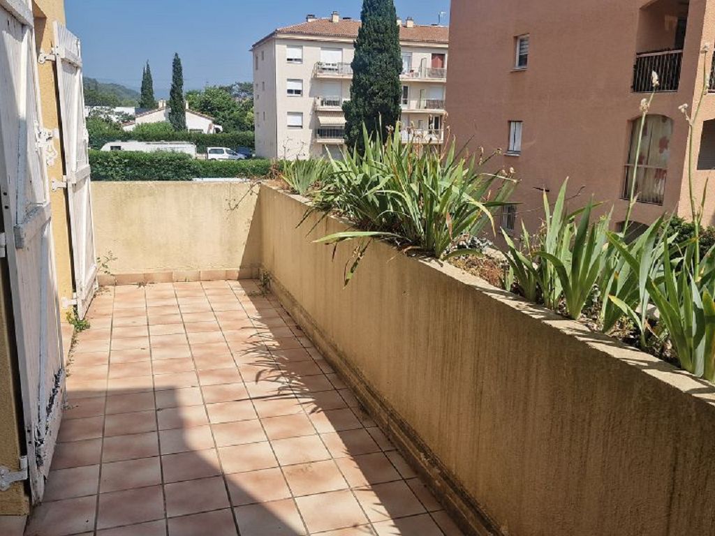 Appartement TRANS EN PROVENCE (83720) Cabinet SOULIMANT